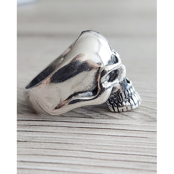 Skull ring /Silver