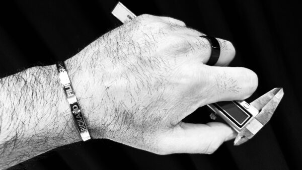 Stelarmband i Rostfritt stål / Silver / inkl. utvändig eller invändig Gravyr