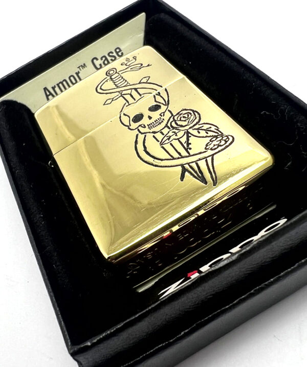 Armor Zippo: Knife Skull